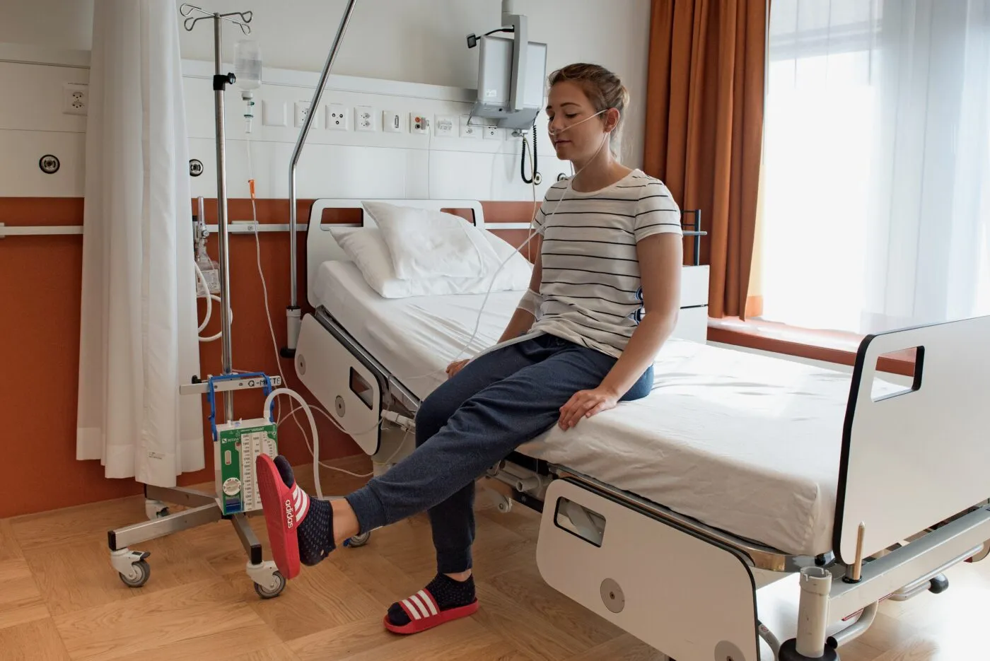 Physiotherapie, Übungen, Patientenzimmer, Atmen, Rollator