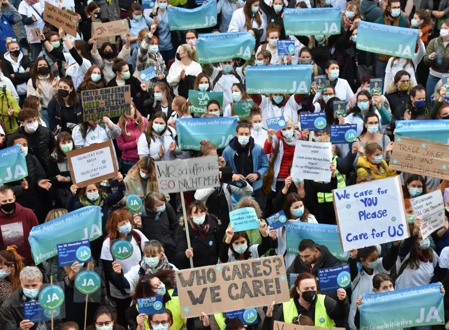 251028 De NL Aufruf Kundgebung Gesundheitspersonal